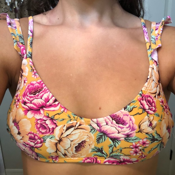 Target swimsuit top - Picture 4 of 4